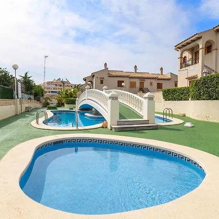 בית נופש Monica In La Mata *